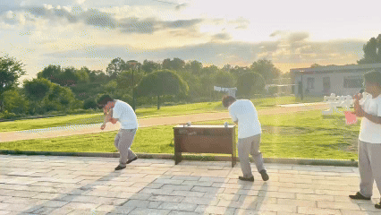 「趣動(dòng)端午·歡樂(lè)滿場(chǎng)」武漢金龍集團(tuán)端午節(jié)活動(dòng)超燃回顧！你的表情包已上線~